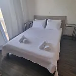 Cosy Near The Old Town And Harbour דירה עיר רודוס